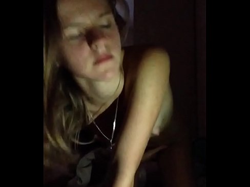 ❤️ هڪ ڇوڪري masturbates ۽ cums